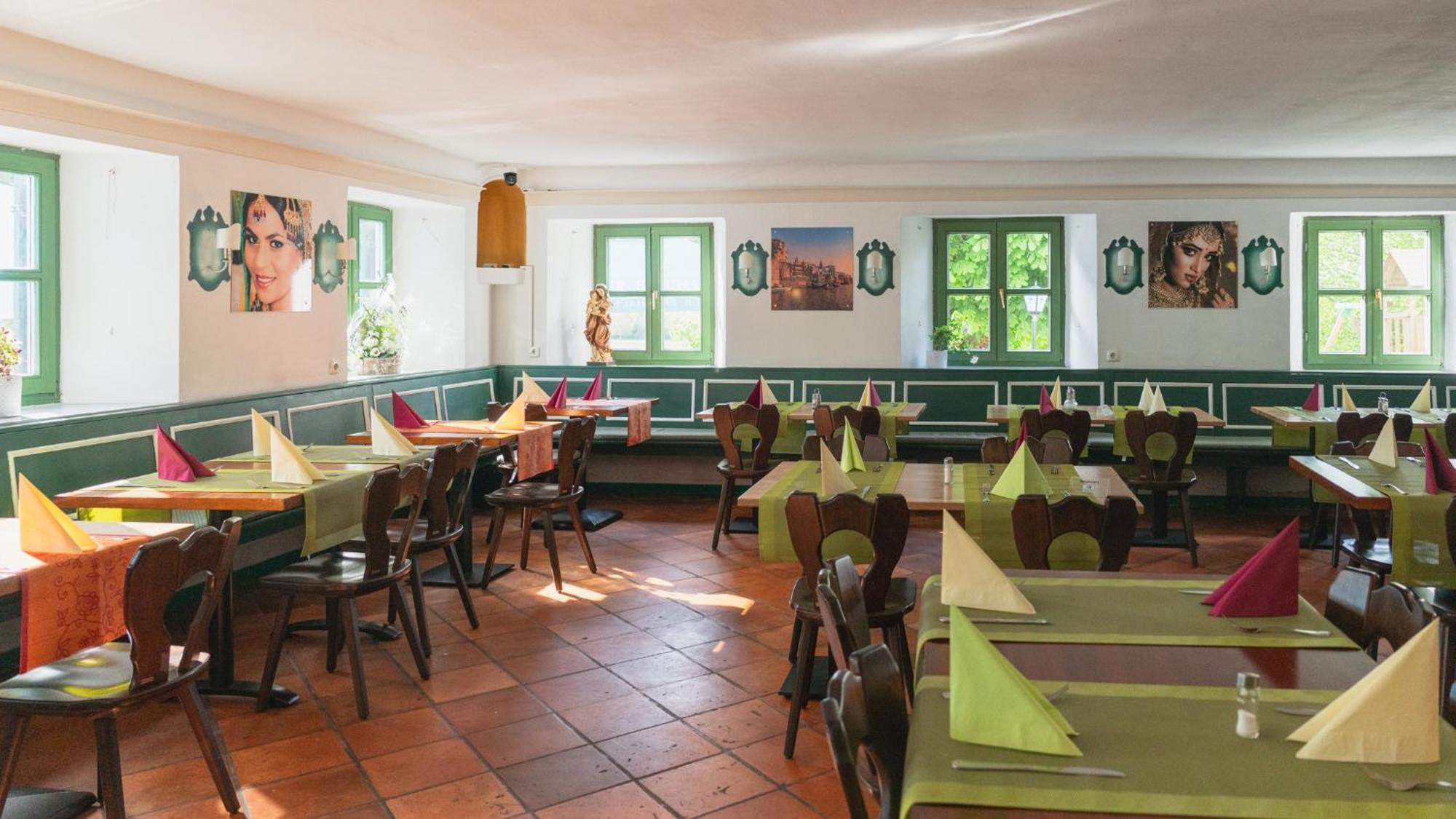 Hotel Restaurant Taverna Eching  Exterior photo